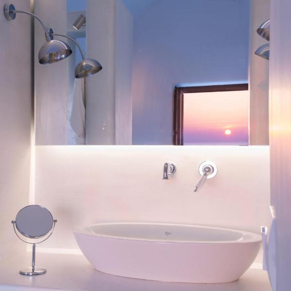 Luxury Santorini Villa Villa Pori Blanca Master Suite Private Pool and Stunning Sea View Near Pori Beach
