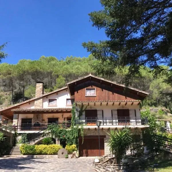 Els Avets de la Muga, hotel v destinaci Sant Llorenç de la Muga