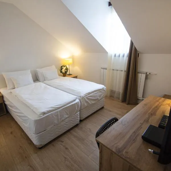 Jégverem Fogadó, hotel v destinaci Sopron