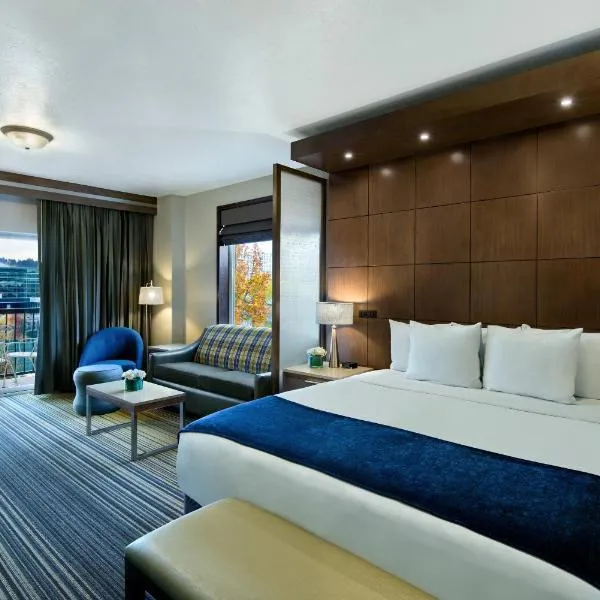 Oxford Suites Spokane Downtown, hotel in Spokane