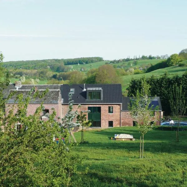 B&B La ferme de Berwausault, hotel in Herve