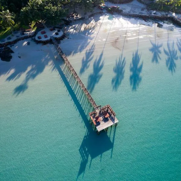 The Beach Natural Resort Koh Kood, hotel in Ko Kood