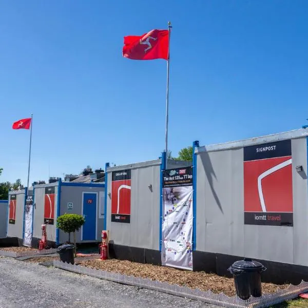 IOMTT Village at Isle of Man TT, hotel in Douglas