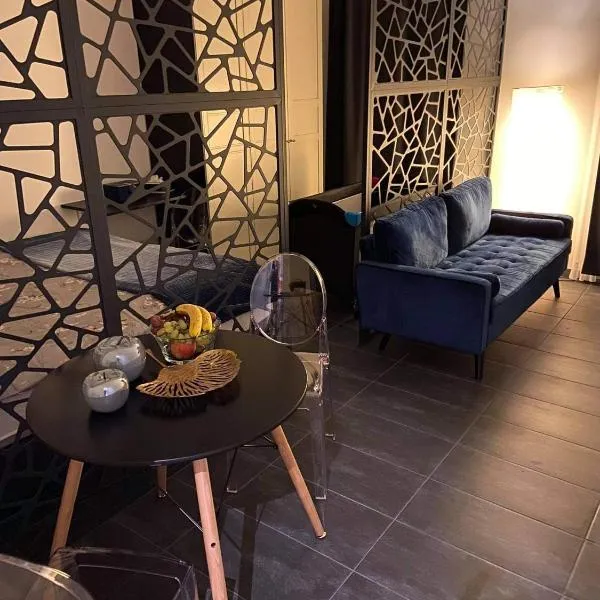 Design-Apartment mit Klimaanlage & Top-Anbindung an der U1, hotel in Vienna