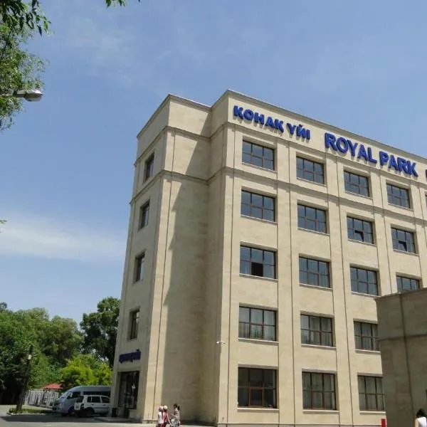 Royal Park Hotel, hotel di Almaty