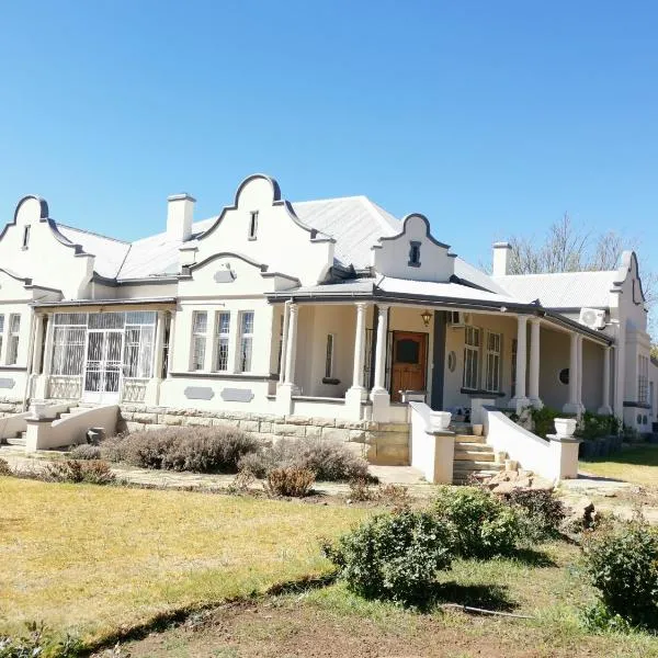 Lucolo Palace B&B Aliwal North, hotel u gradu Alival Nort