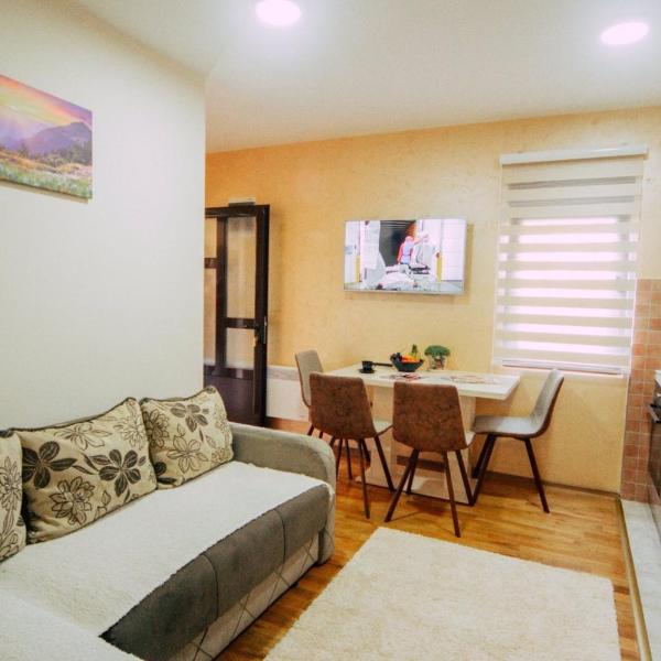 FAMILY APARTMENTS 2