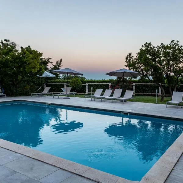 Le Mas D'aigret, hotel in Les Baux-de-Provence
