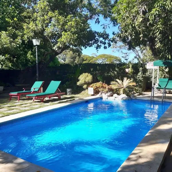 Villa Carolina Bed and Breakfast, hótel í San Felipe de Puerto Plata