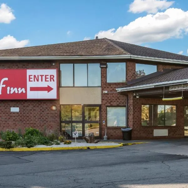 Red Roof Inn Rochester - Airport, готель у місті Рочестер