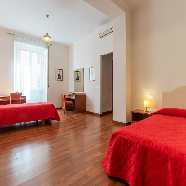 Piazza Re di Roma Apartment