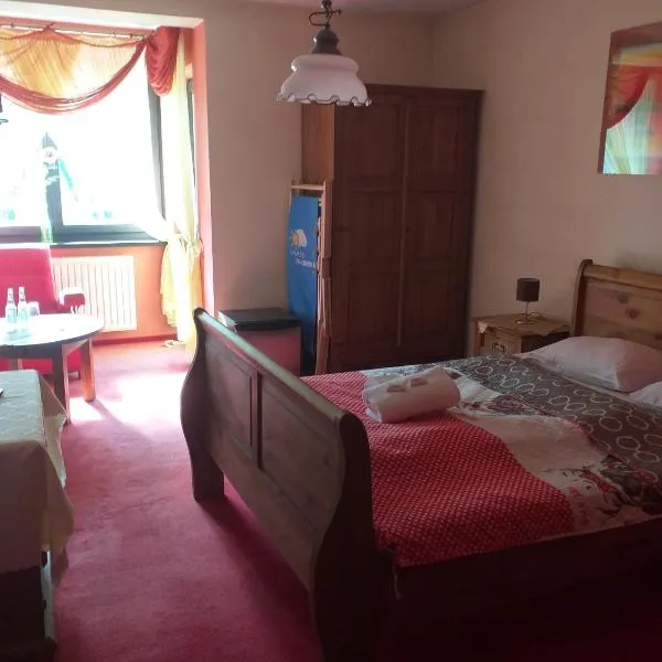 Zajazd pod Chmurką, hotel in Rabka