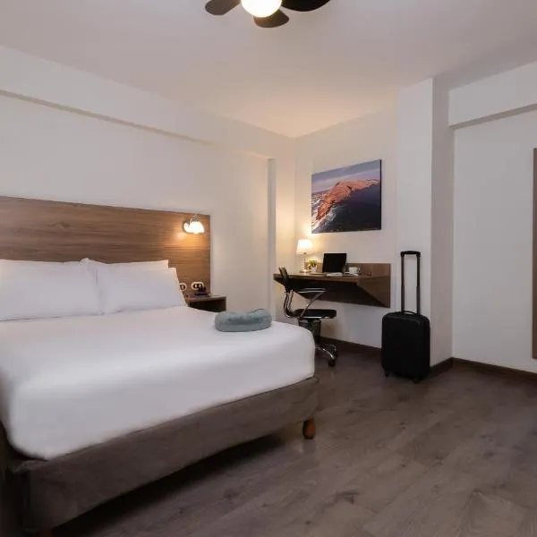 Hotel Alexander, hotel in Trujillo