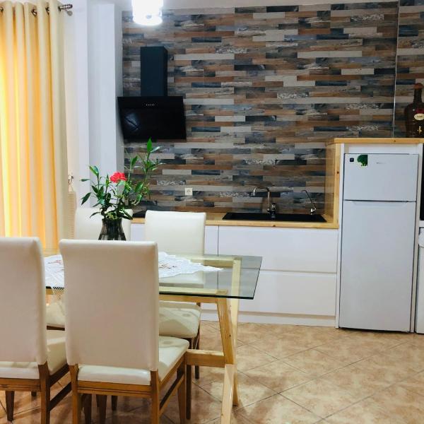 Flora Apartments Sarande