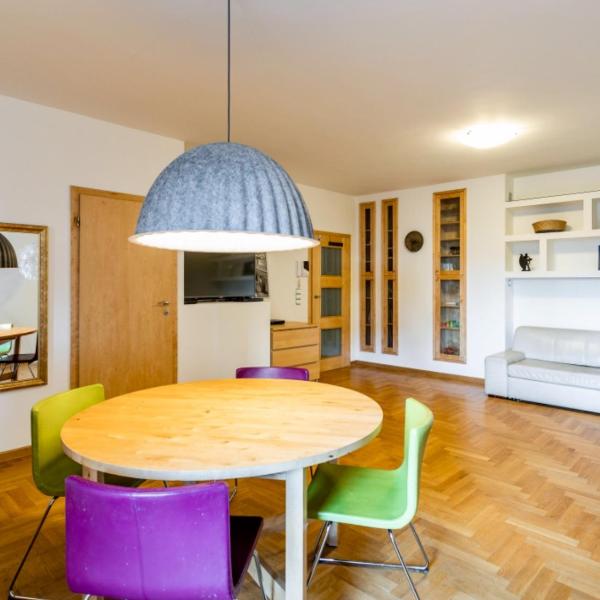 Silent Apartment Center, Varsovie