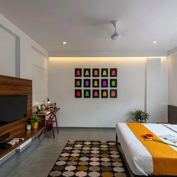 The Cult Stay, hôtel à Solapur