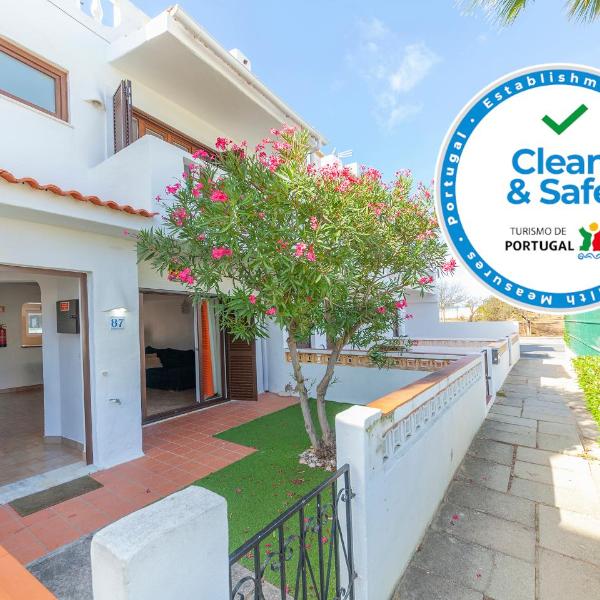 C06 - Water Tower Townhouse with Pool