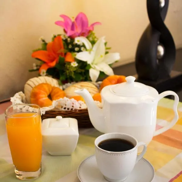 Hotel Aztlan، فندق في Jalisco