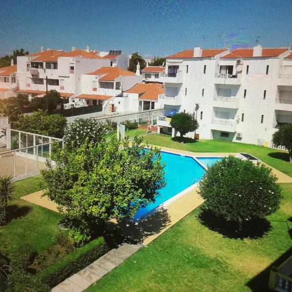 Bel Appartement 2 chambres au cœur d’Albufeira, proche de la magnifique plage de Oura et des loisirs