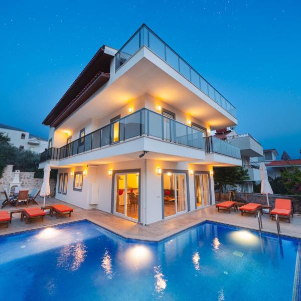 5 bedrooms villa with sea view private pool and terrace at Kalkan 1 km away from the beach