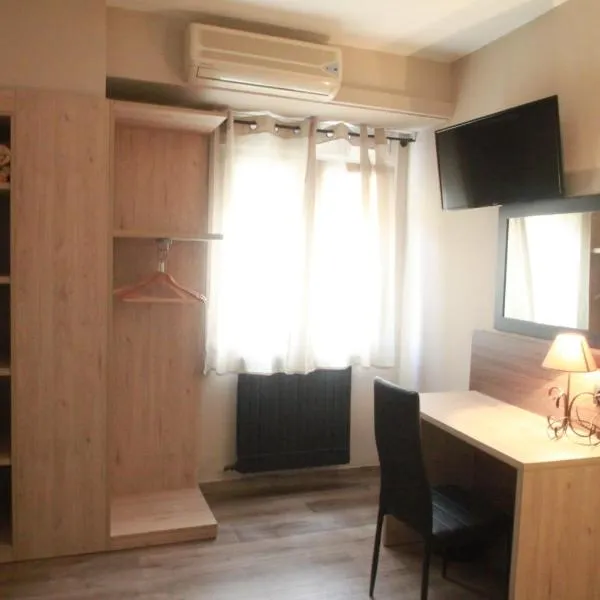 Hotel, H de l'Anton, hotell i Batea