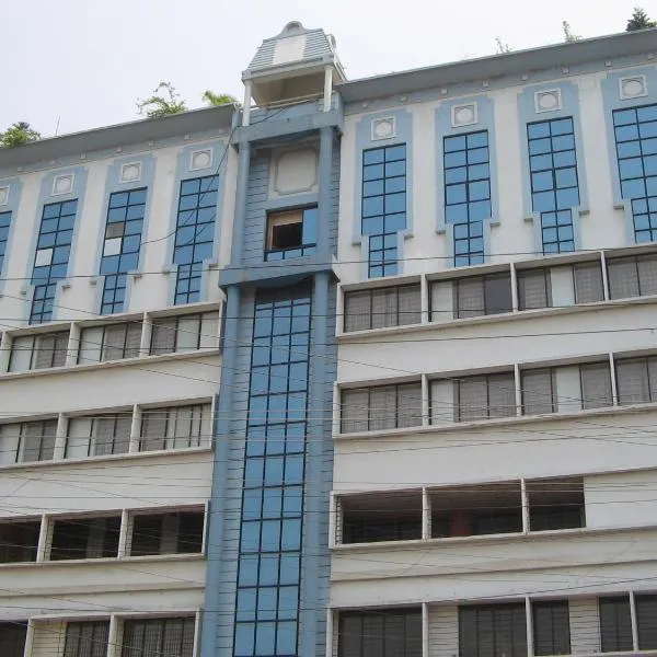 Vishwaratna Hotel, hotel en Guwahati
