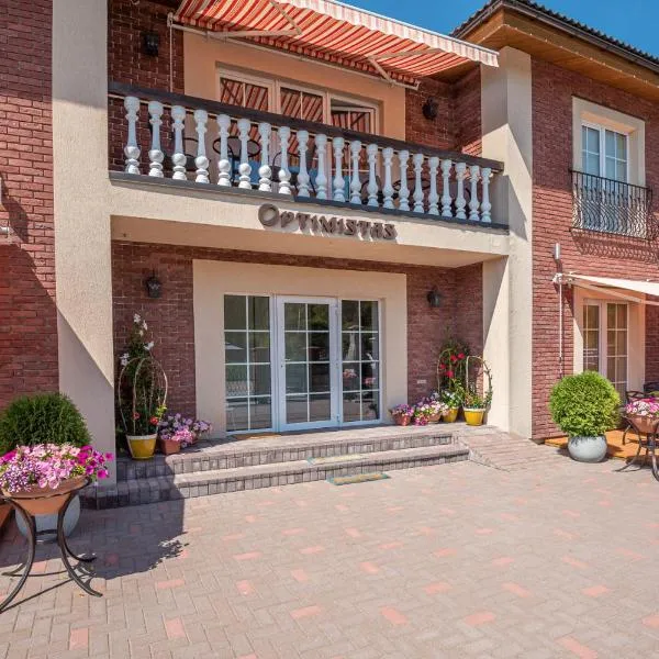 OPTIMISTAS, hotel in Palanga