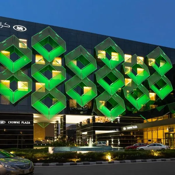 Crowne Plaza Riyadh - RDC Hotel & Convention by IHG、リヤドのホテル