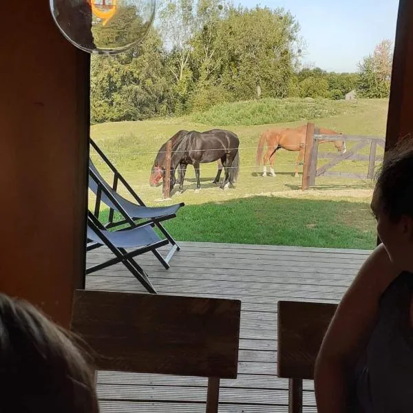 Le Relais d'Artagnan - relais équestre, hotell sihtkohas Mortier