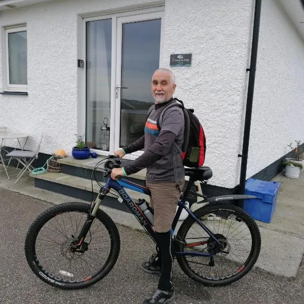 The Fisherman's Snug self catering North Uist, хотел в Paible