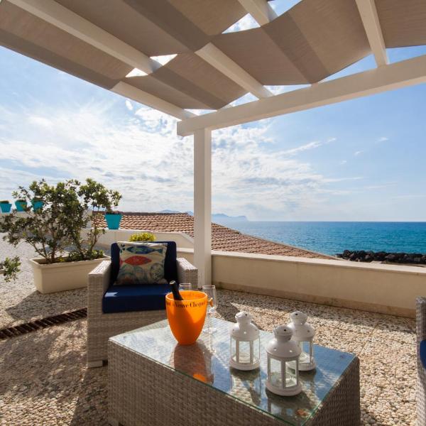 3 bedrooms apartment at Piano di Trappeto 1 m away from the beach with sea view furnished terrace and wifi