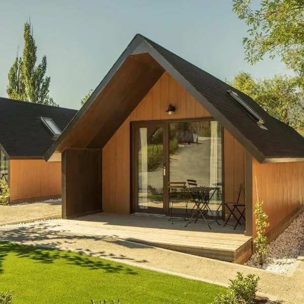 El Arrebol Comfort Camp, hotel in Jaca