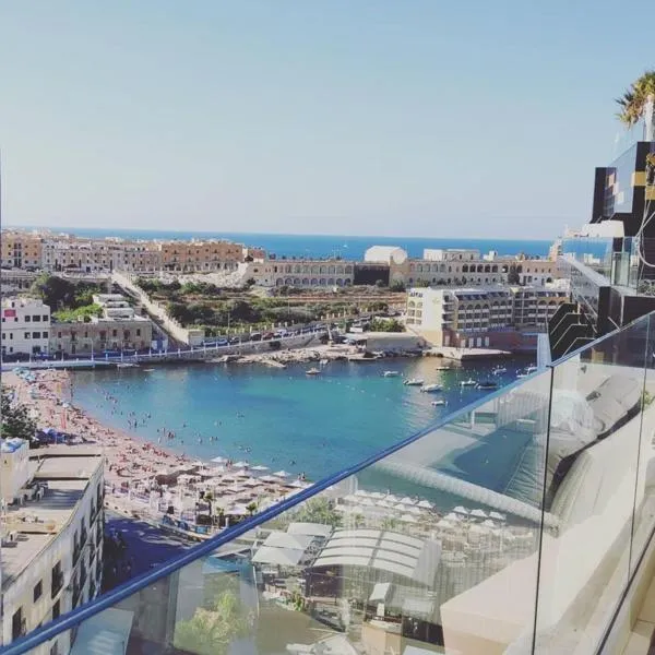 Holiday Inn Express - Malta by IHG, hôtel à San Ġiljan