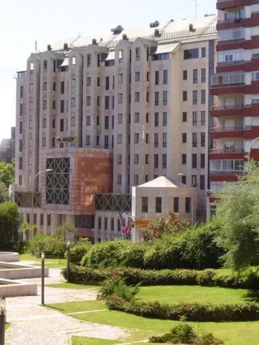 Hotel Alif Campo Pequeno, hotel in Lisbon