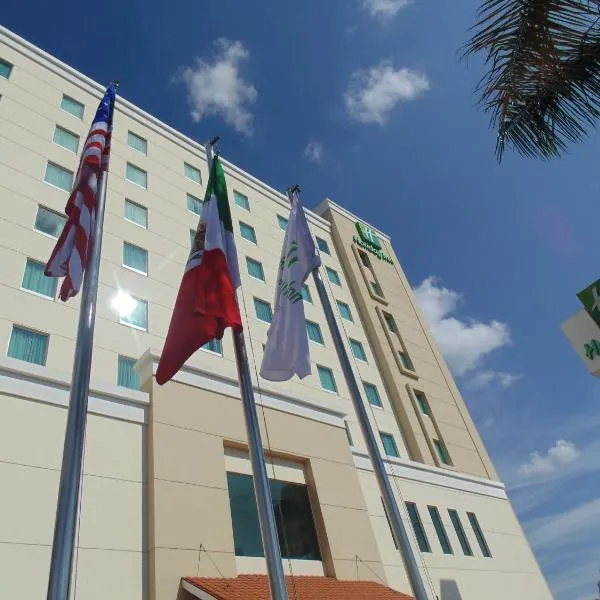 Holiday Inn Uruapan by IHG, ξενοδοχείο σε Ουρουάπαν