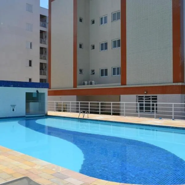 Aluga-se Apto 2 Quartos, sendo 1 suíte, 3 Ar cond. Mobília completa - Praia Grande Ubatuba/SP, hotel em Ubatuba