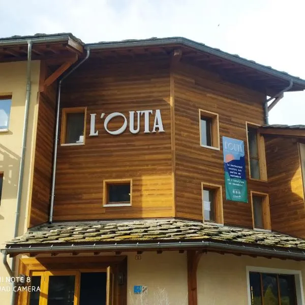 L'Outa Hotel Restaurant, hotel v destinaci Termignon