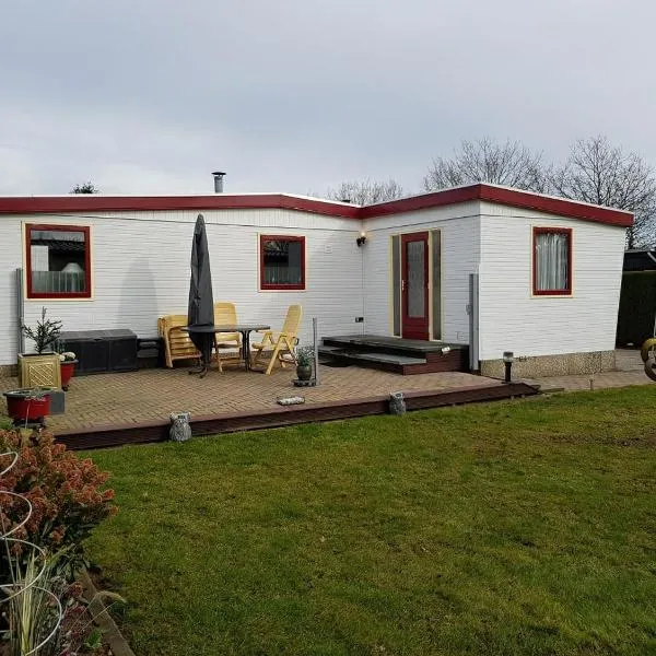 Mulder's vakantiehuis, chalet 341, hôtel à Schoonloo