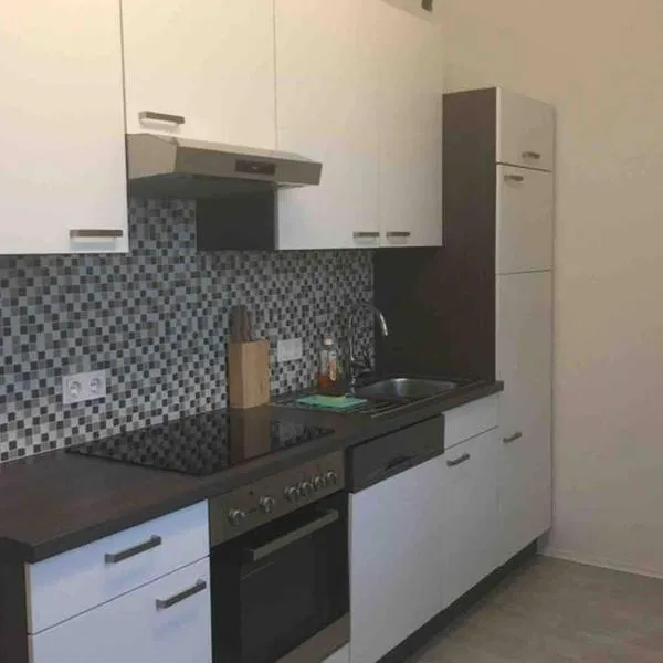 HAUS mit 3 Schlafzimmer und Garten, hotel v destinaci Amstetten