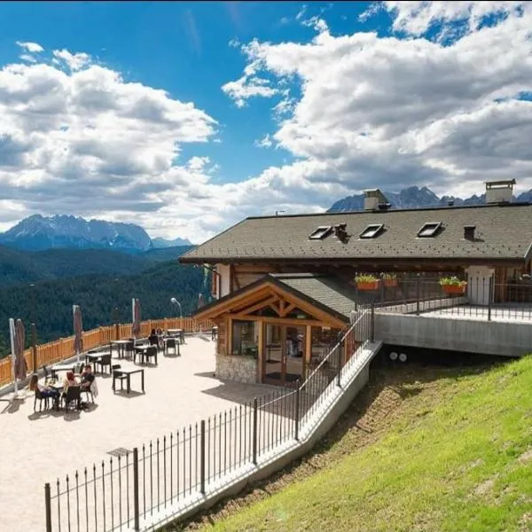 Locanda La Baita, ξενοδοχείο σε Santo Stefano di Cadore