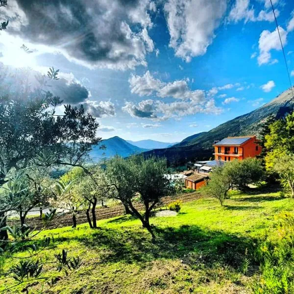 Resort San Nicola - Restaurant and Wellness Fitness、ポリッツィ・ジェネローザのホテル