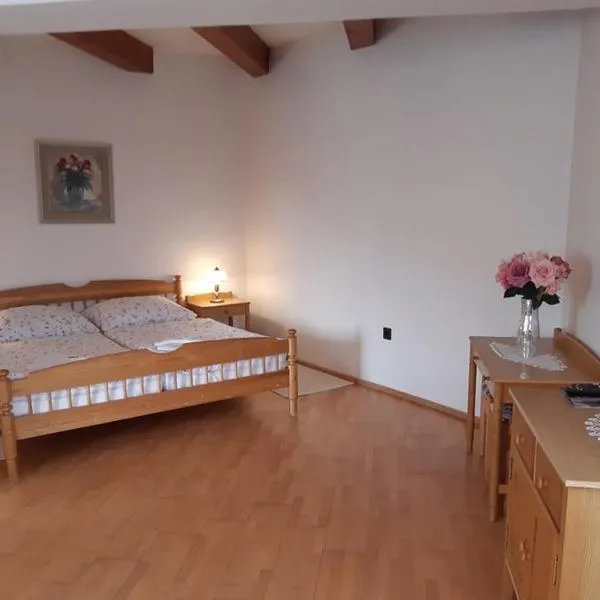 Penzión Šefčík, hotel v destinaci Harichovce