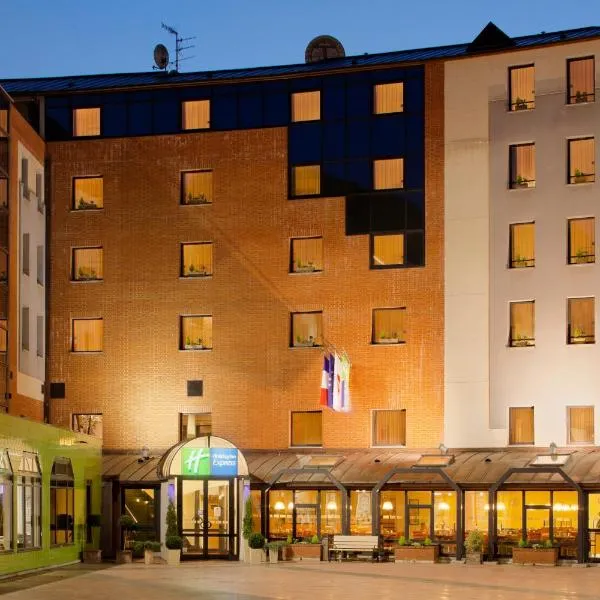 Holiday Inn Express Arras by IHG, hôtel à Arras