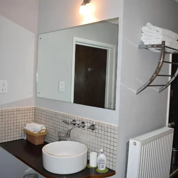 Middle Farm Villa B&B, hotel in Wellingborough