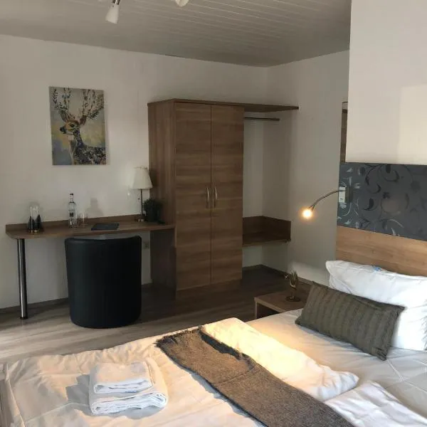 Hotel Berghof by 42, hotel v Koblenci