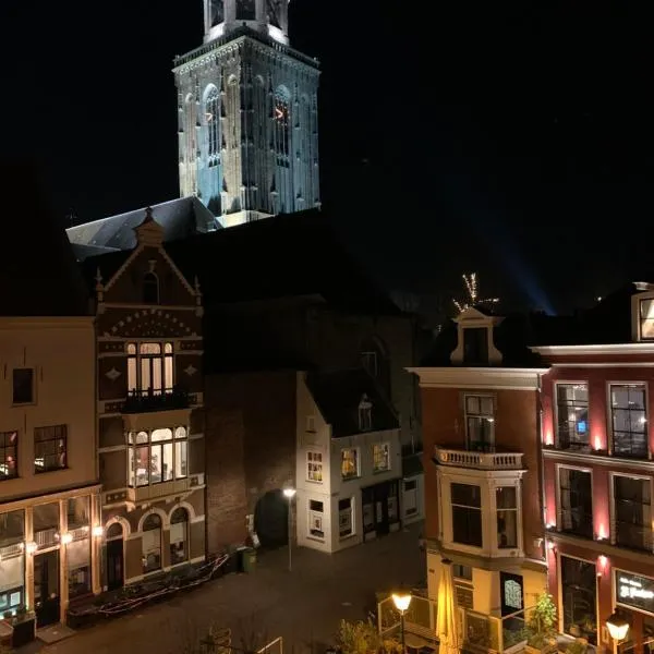 Kleinschalig Hostel in Deventer, centrum stad, aan de IJssel,, hôtel à Deventer