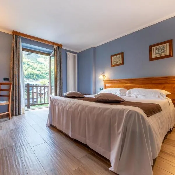 Hotel Du Glacier, hotel u gradu 'La Thuile'