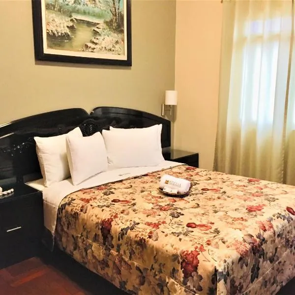 Hostal Carlos Tenaud, hotel in Lima