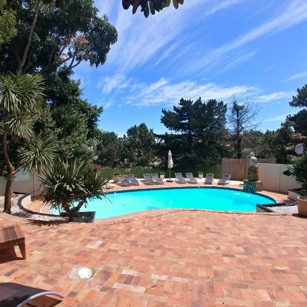 Winelands Villa Guesthouse and Cottages, hotel v destinaci Somerset West