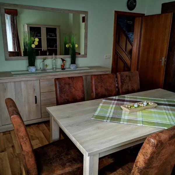 Ferienhaus Neuville in Medendorf , ruhige Lage,, ξενοδοχείο σε Bullange